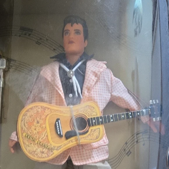 Elvis Presley Collectible Teen Idol Figure with Guitar 1993 - Picture 5 of 5